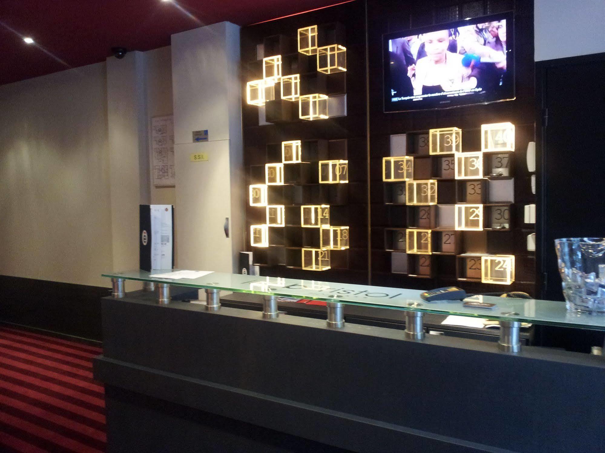 Hotel Bristol Reims Exterior foto